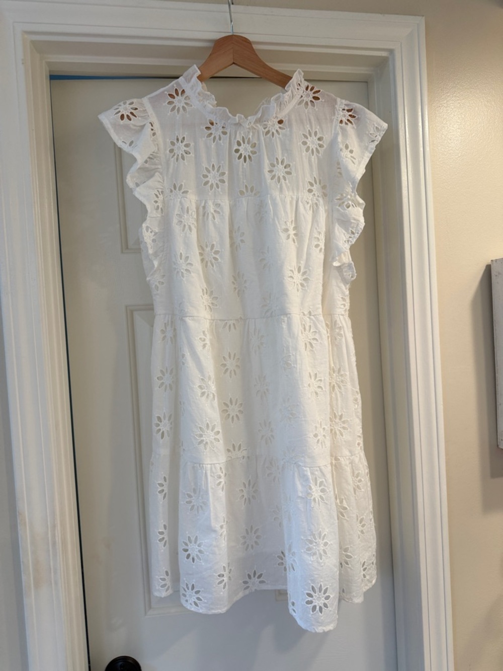 entro White Floral Eyelet Ruffle Dress